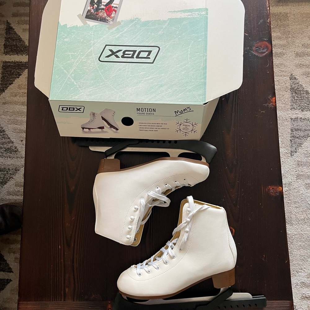 DBX motion figure skates Worn Once!